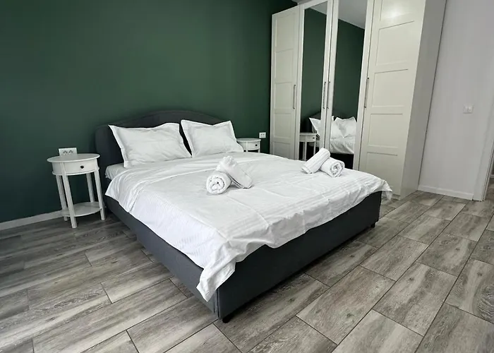 Value Studio, Panoramic View